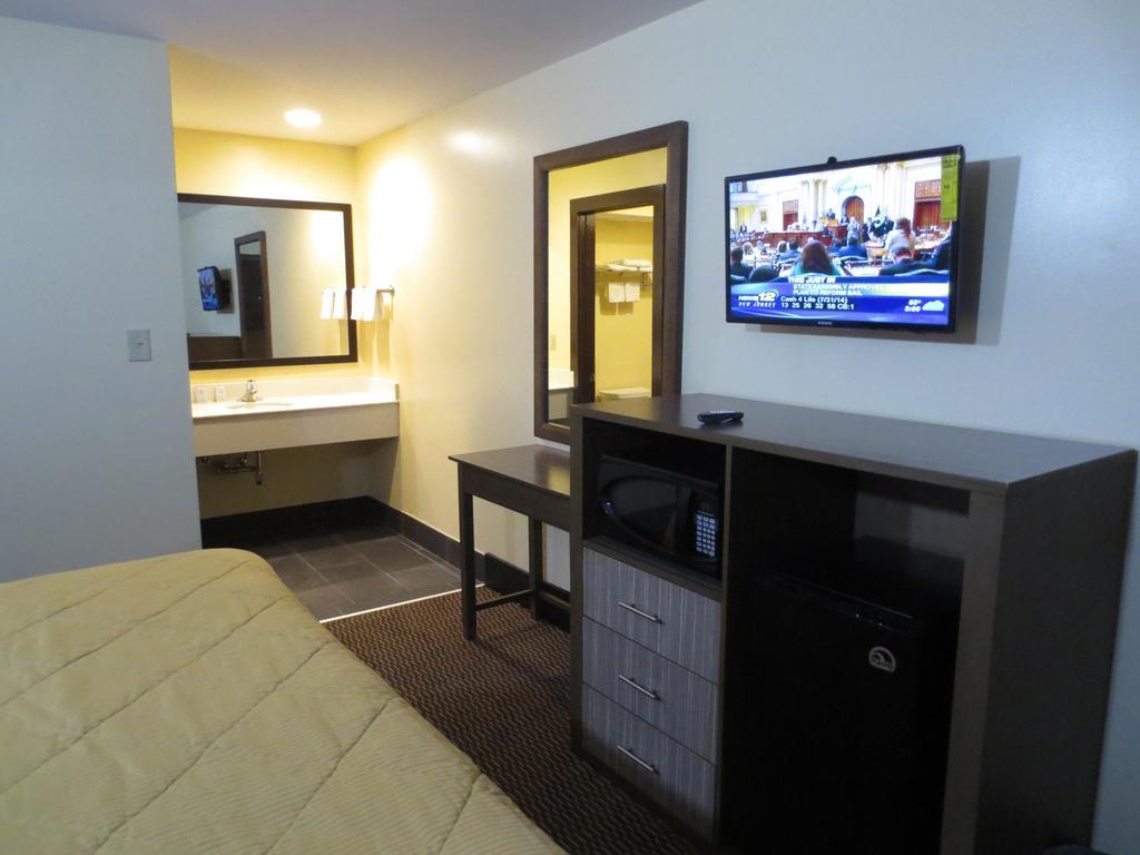 Brick Motor Inn Bilik gambar